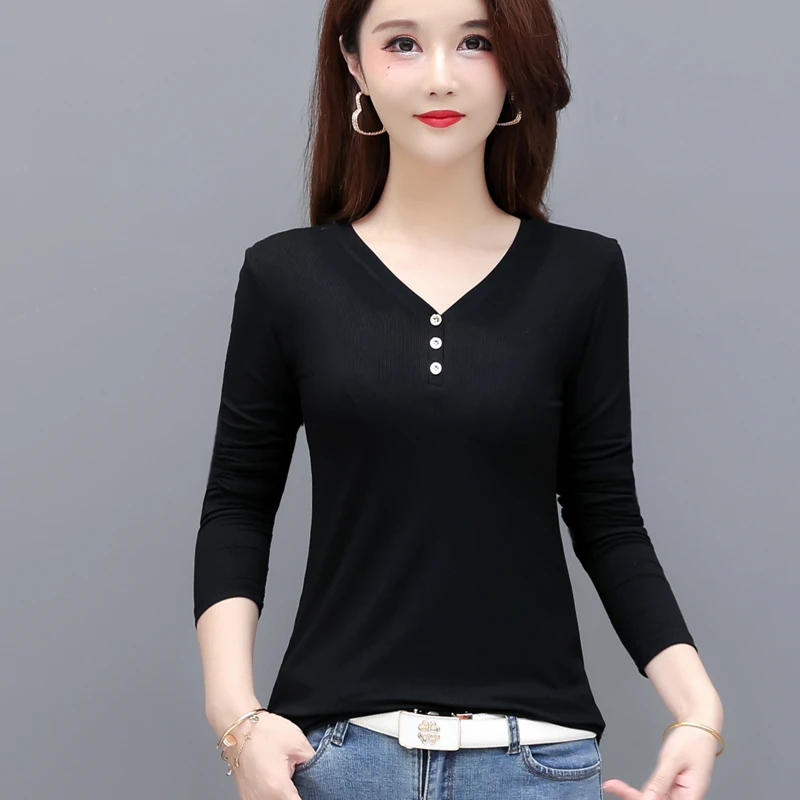 纯色鸡心领长袖T恤女春秋新款大码胖MM宽松显瘦百搭V领上衣打底衫