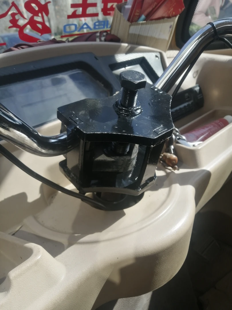 拆卸篷车车把工具