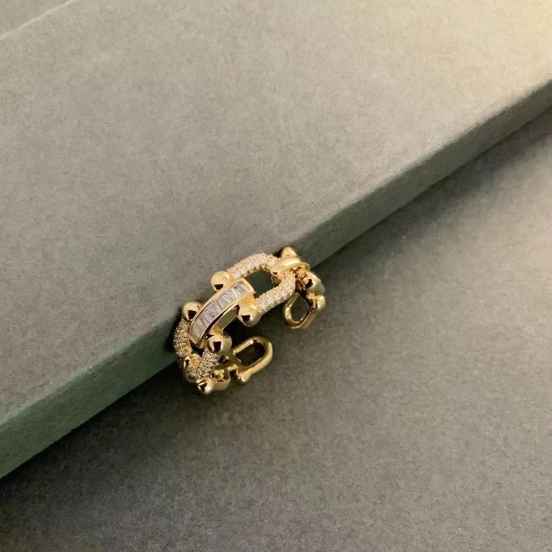 铜合金合成锆石戒指 Fezzile迪拜风格戒指