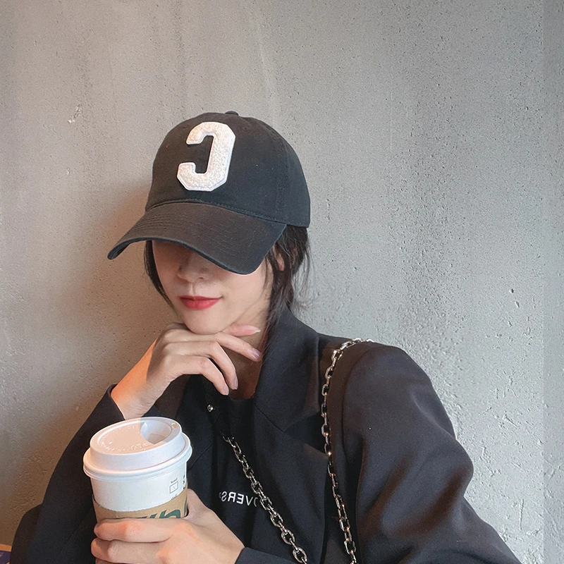 韩国C字母棒球帽女韩版显脸小ins网红同款遮阳帽子休闲软顶鸭舌帽