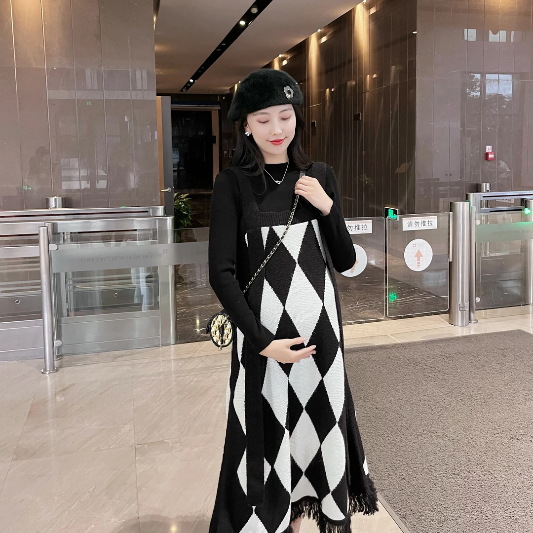 AROOM孕妇装秋冬款黑白格子背带裙套装女孕期设计感两件套U21-46