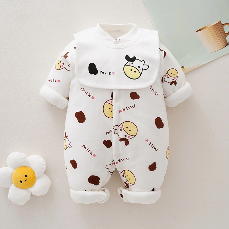 新生儿薄棉口水巾新款婴幼儿连体衣宝宝满月爬服保暖哈衣冬款棉服