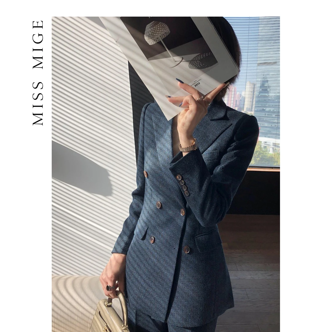 V63-长裤高级感西装设计感小众职业装套装女小个子冬加厚正装气质