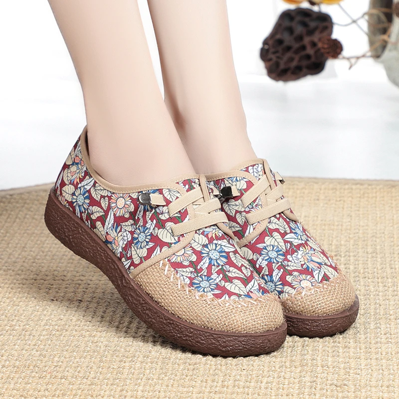 老北京布鞋女民族风妈妈鞋复古女式单鞋软底透气懒人老北京鞋女款