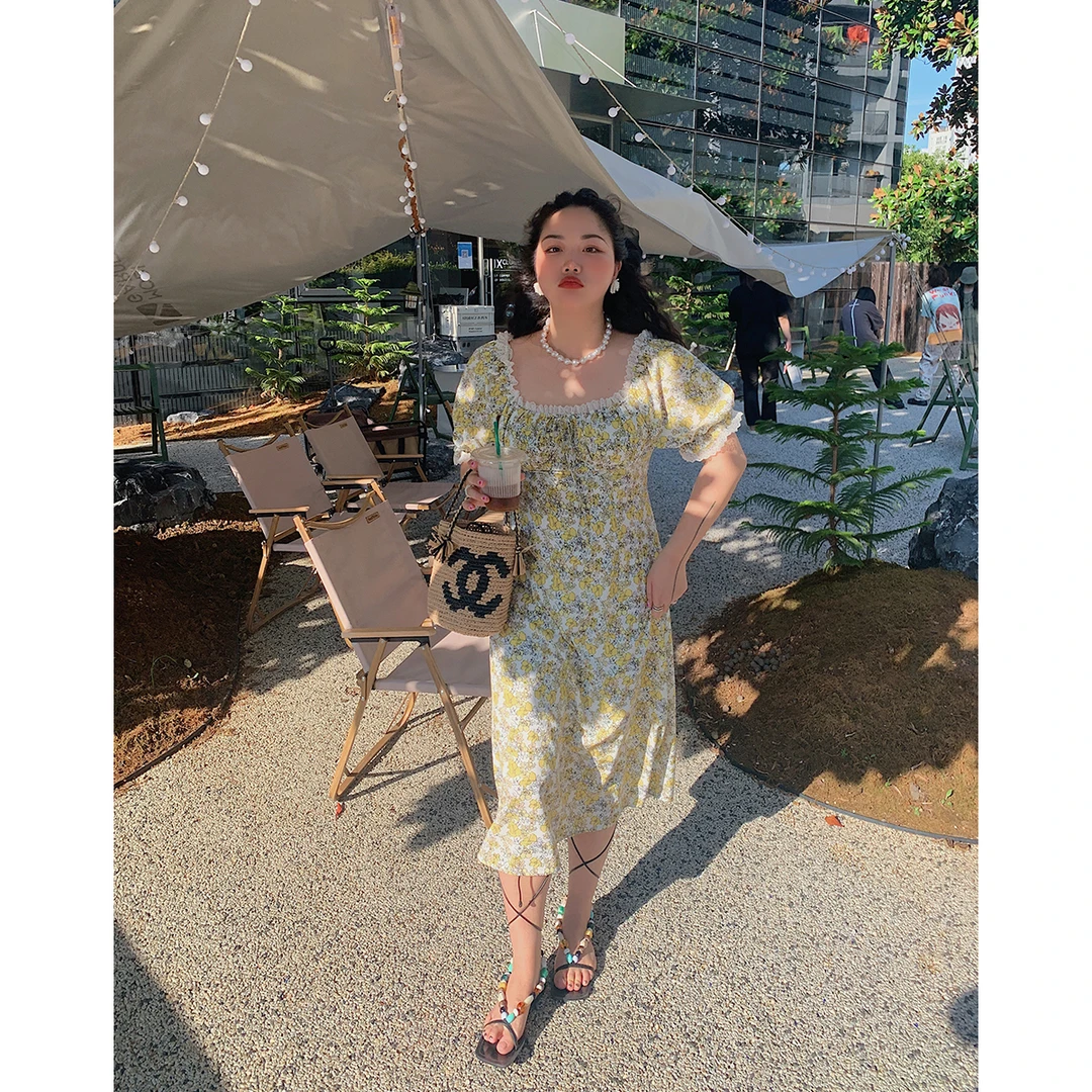 Dazi金大支蕾丝拼接碎花连衣裙法式方领夏季收腰2514/1086