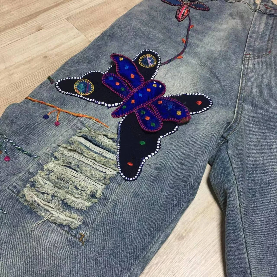 手工刺绣设计款牛仔裤