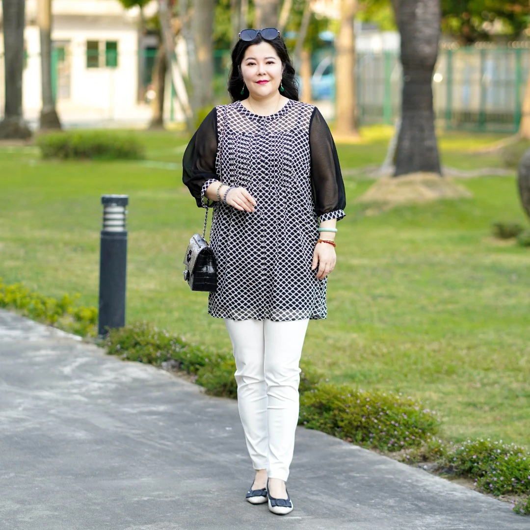 娜丹静原创轻奢大码女装菱形格打条中长款上衣ZT22095