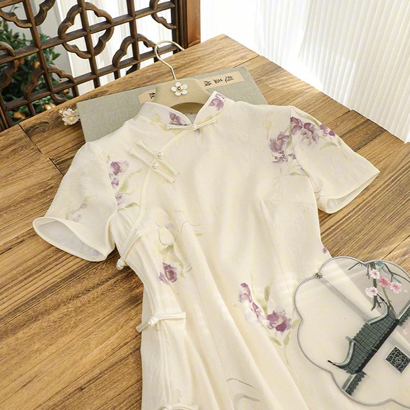 俏娘鱼新中式国风旗袍连衣裙新款日常米色提花复古年轻款短袖改良