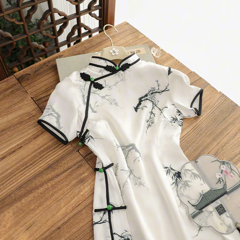 俏娘鱼新中式古法改良旗袍新款米白提花复古清新短袖日常可穿国风