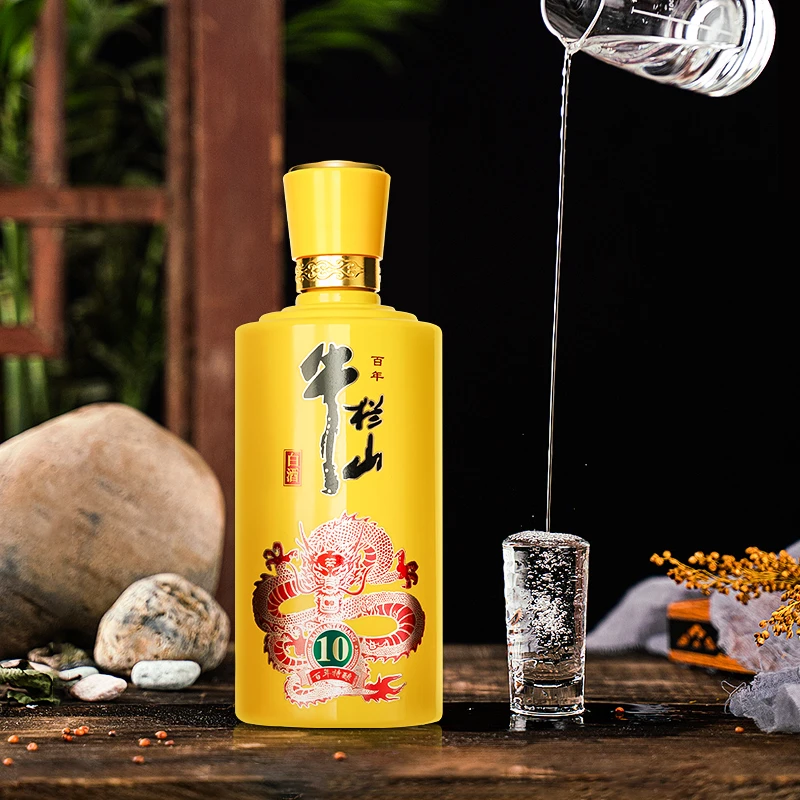 牛栏山龙耀10  经典传统工艺纯粮特酿浓香型礼盒装白酒 50度500