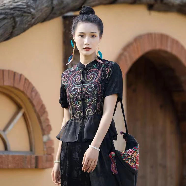 2023夏季新款名族风中国风上衣外套气质时尚绣花显瘦文艺复古上衣