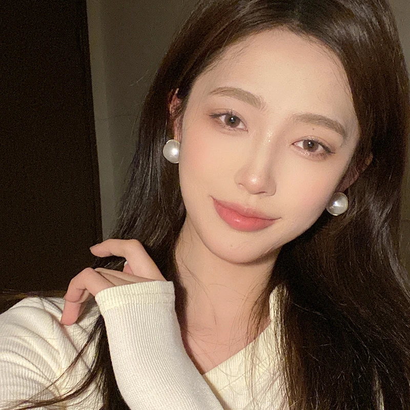 oushipei/欧诗佩 铜合金仿珍珠耳饰 温柔通勤百搭珍珠耳环耳钉女