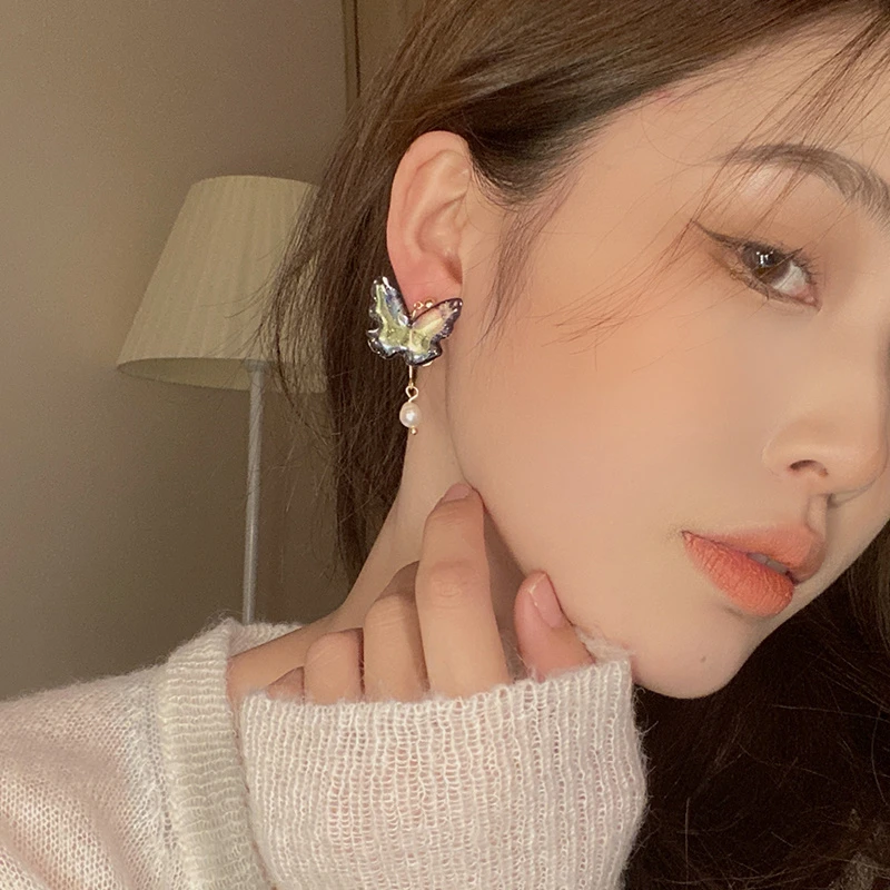 oushipei/欧诗佩 铜合金亚克力耳饰 仙气优雅高级感蝴蝶耳钉女