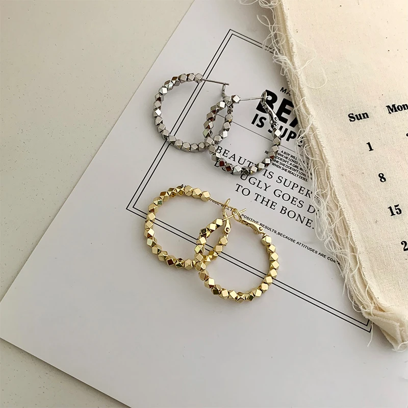 oushipei/欧诗佩 铜合金耳饰 ins冷淡风碎银子高级感耳圈简约耳钉