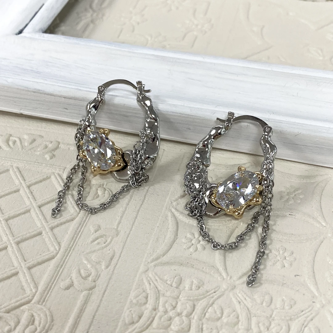 铜合金合成锆石耳饰 铜合金合成锆石耳饰 甜酷设计感耳环Lx163