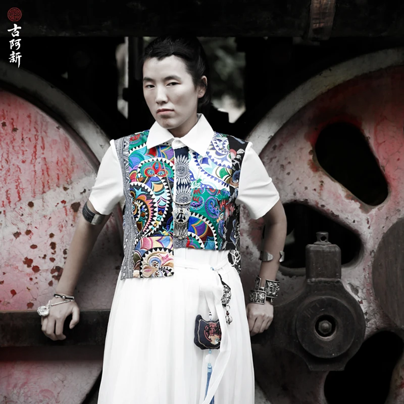 【古阿新国潮】原创国风苗绣蜡染拼花刺绣女款飘纱新款时尚连衣裙