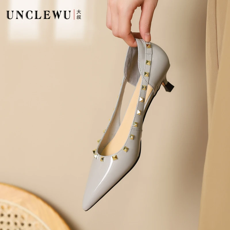 吴大叔春季尖头单鞋细跟浅口时尚侧空铆钉显瘦小矮跟高跟鞋53-019