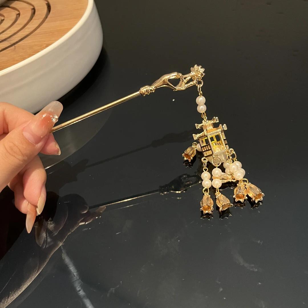 拈花凉亭～汉服搭配重工古风复古会发光的灯笼发簪