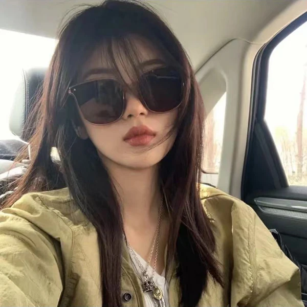 显瘦折叠墨镜女防晒防紫外线复古网红个性茶色太阳太阳镜ins韩版