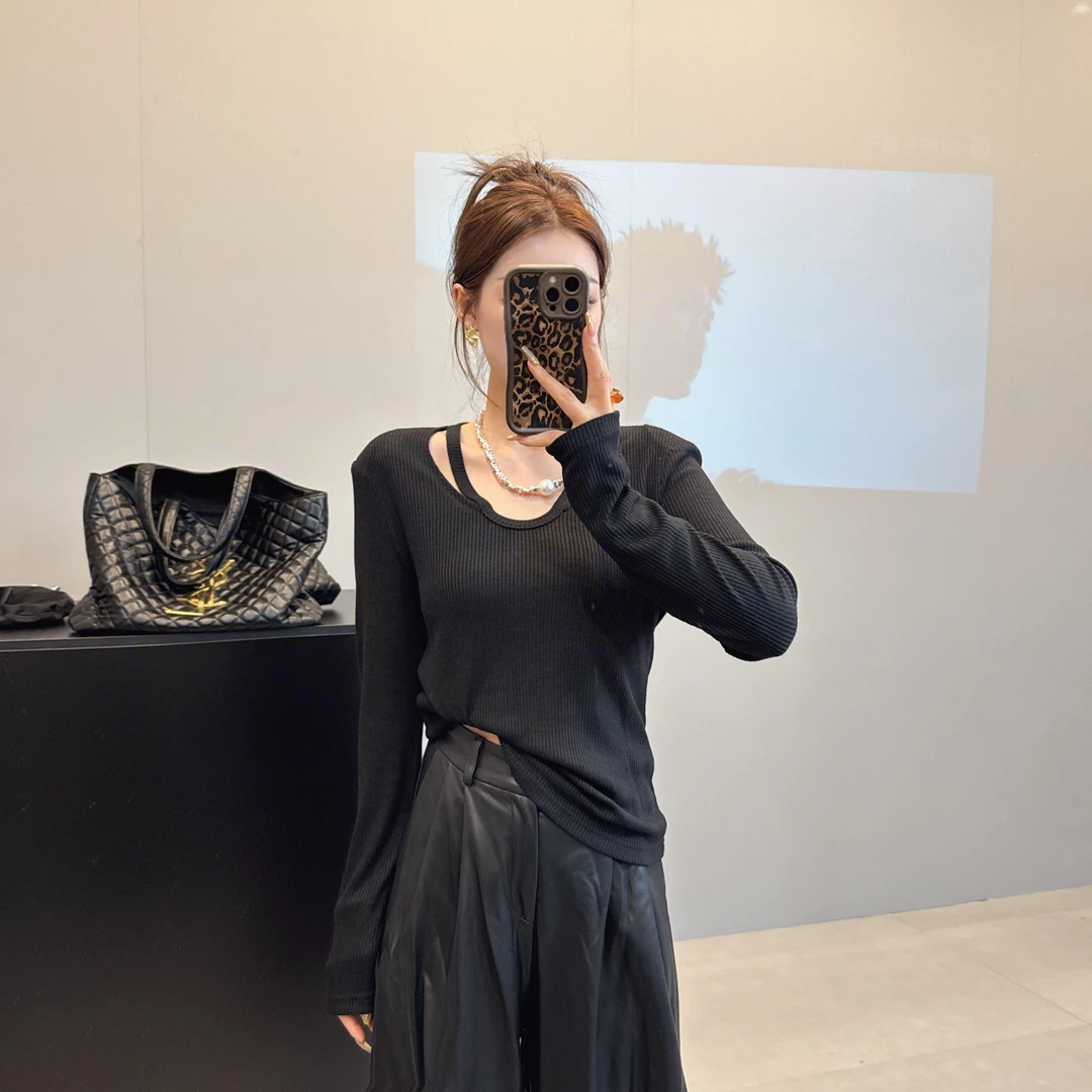 韩版东大门U领镂空气质时尚长袖打底