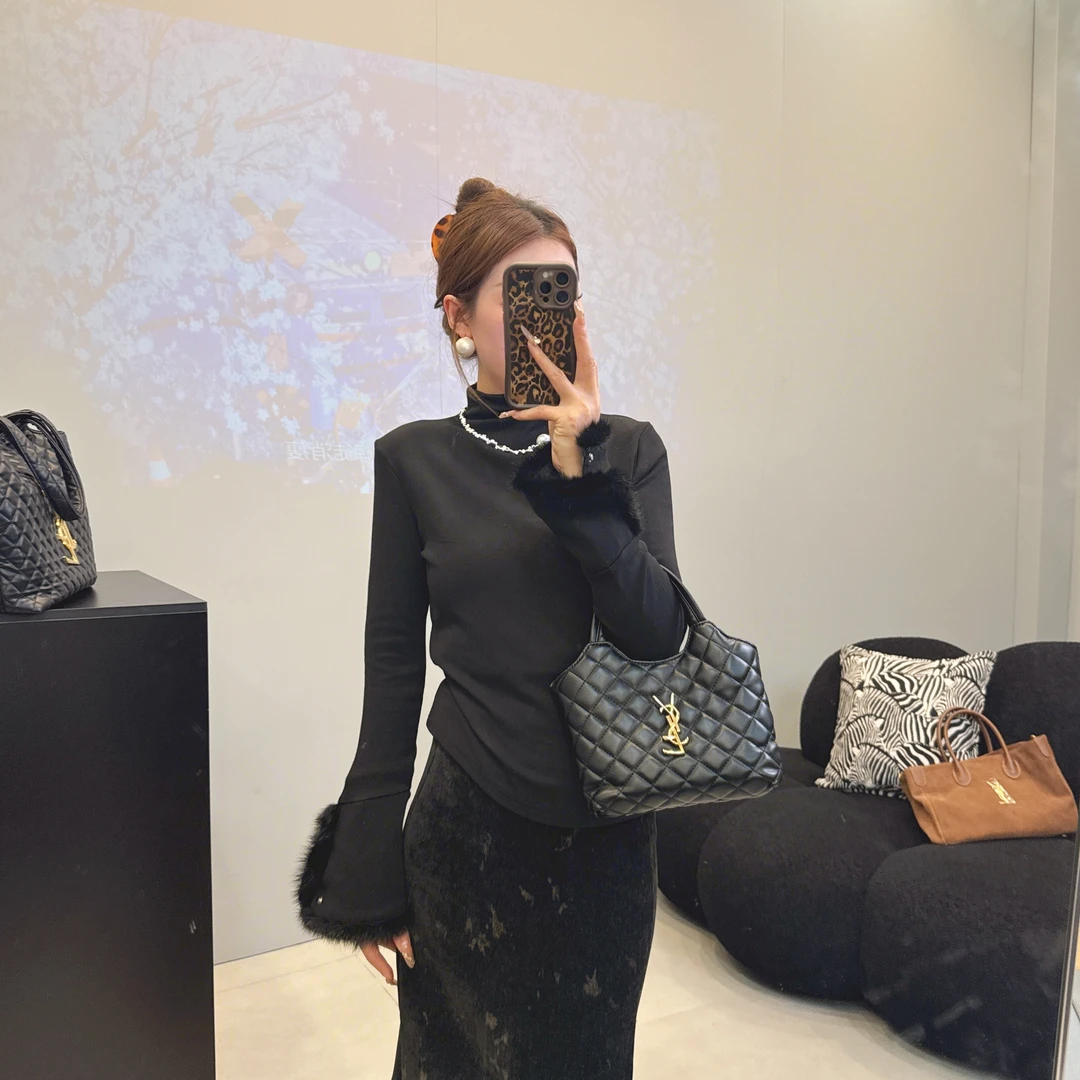 韩版东大门小高领袖开叉毛毛