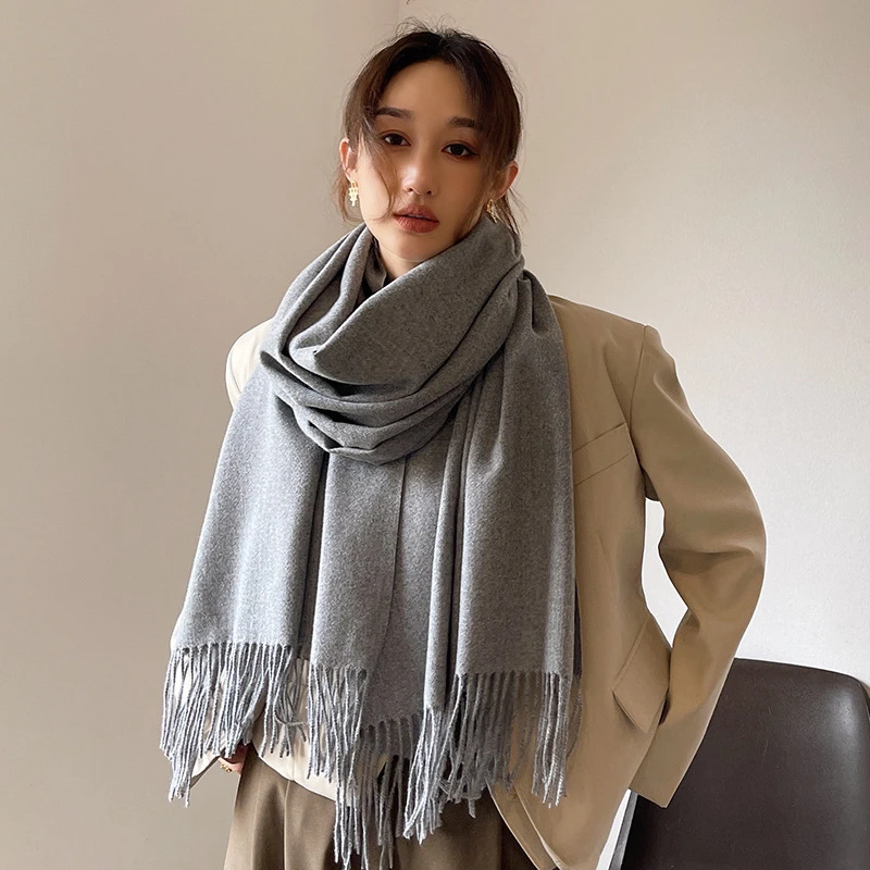 Love is long2024新款纯色绵羊毛围巾百搭女加厚冬暖围脖两用披肩