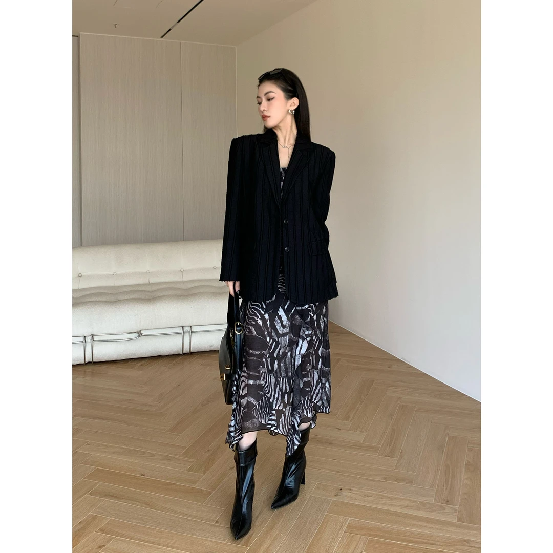 JIJINQI【现货】百搭休闲2025春季新款设计感西装外套JC12WZHM169