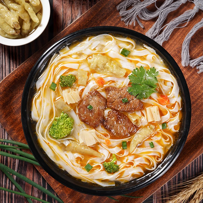 家乡人 广东河粉泡椒牛肉汤河粉速食美食非油炸