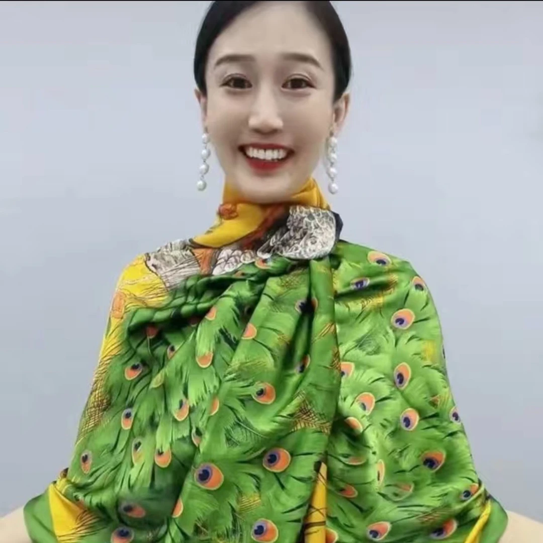 《美人故事》夏季百搭时尚气质孔雀开屏丝巾