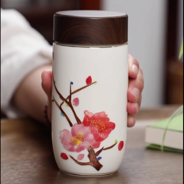 成艺桃花保温杯浅浮雕手绘梅花办公杯水杯仿木纹盖子硅胶网红茶器