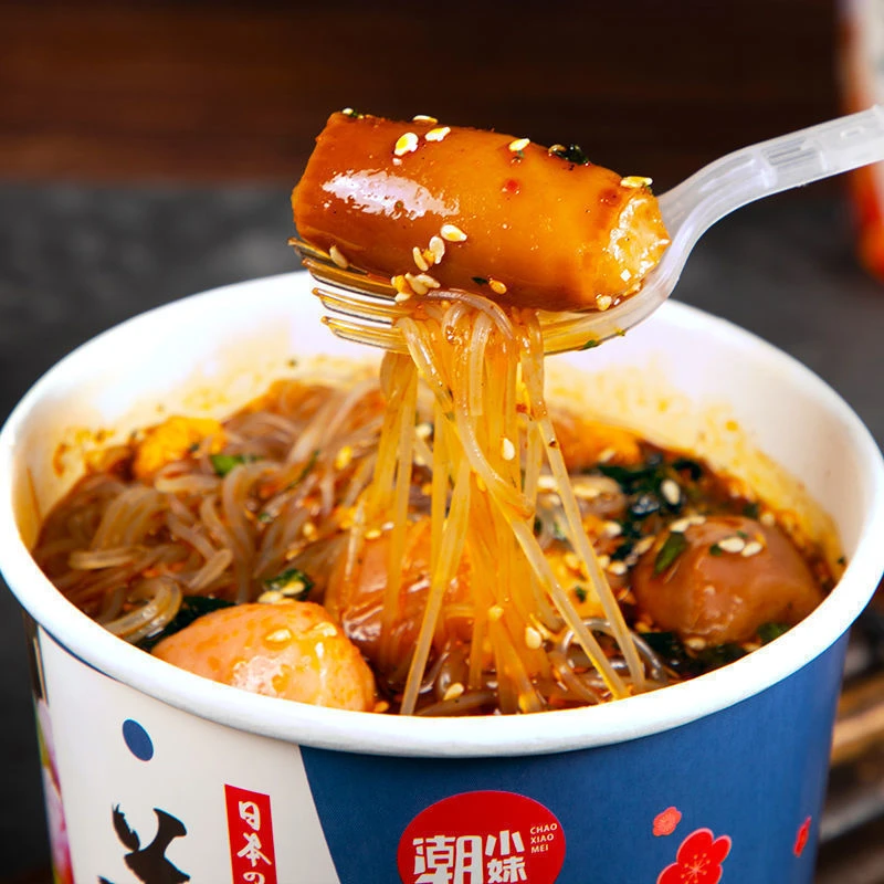 关东煮酸辣粉肉丸桶装速食日式宿舍宵夜多口味零食香辣学生党