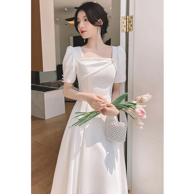 法式高级感白色小礼服女领证登记平时可穿轻奢小众高端订婚连衣裙