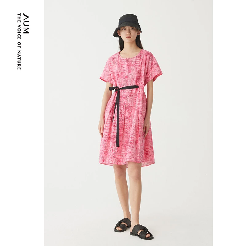 【欧若风】AUM噢姆22年夏季设计师款时尚印花碎花连衣裙MACX28176