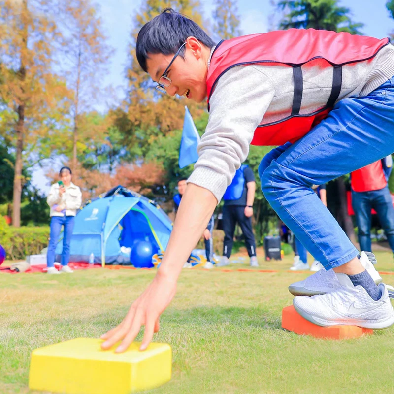 摸石过河泡沫砖企业团建学校素质拓展培训道具趣味运动会游戏器材
