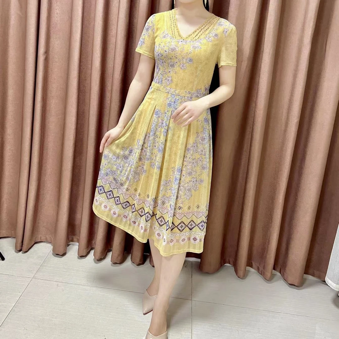 1016#气质显白v领修身显瘦舒适减龄连衣裙