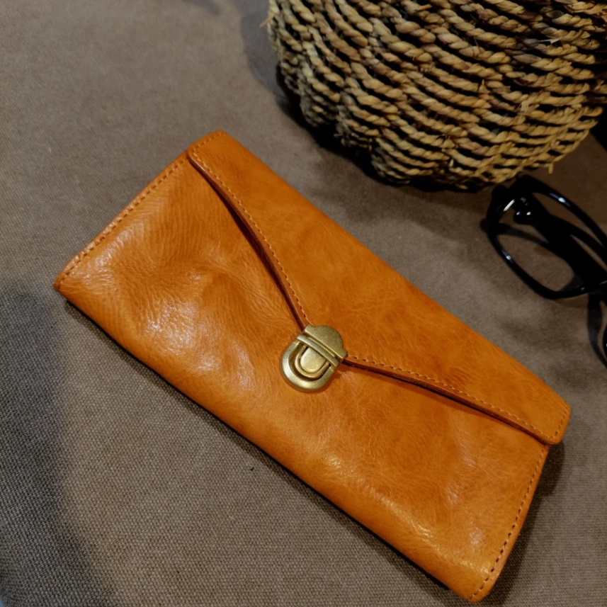 【古道】头层牛皮带锁长夹QL4086