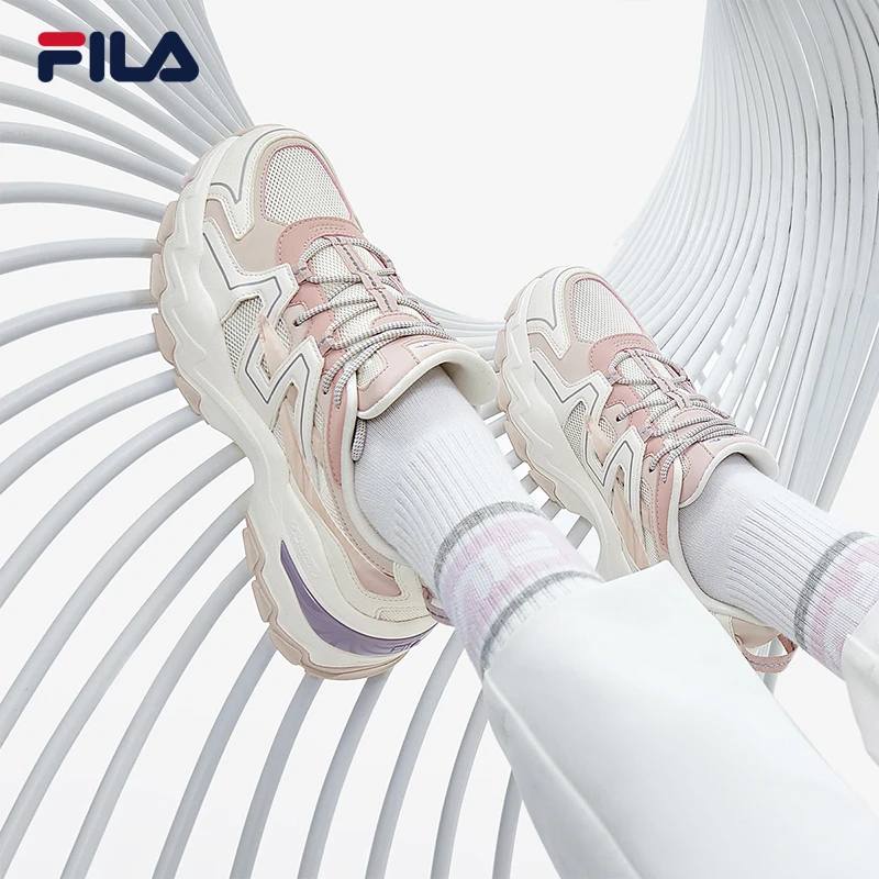 FILA斐乐时尚百搭老爹鞋欧若拉女秋新款厚底休闲鞋F12W231127F