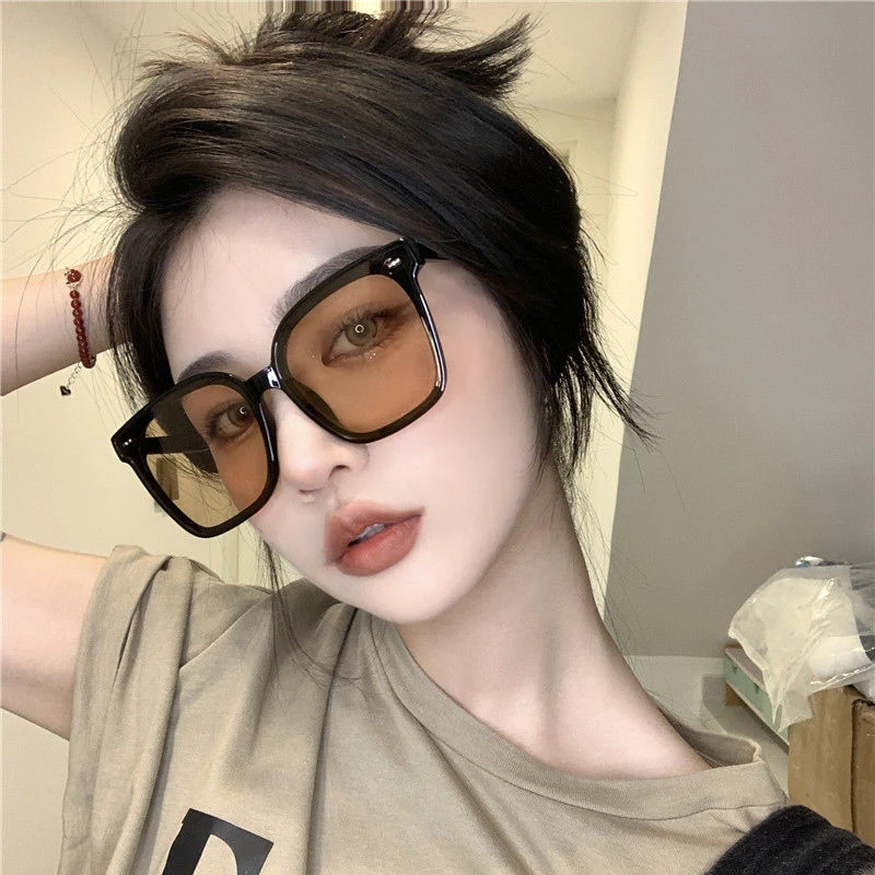 复古大框茶色方形显脸小太阳眼镜女ins潮网红高级感圆脸显瘦墨镜