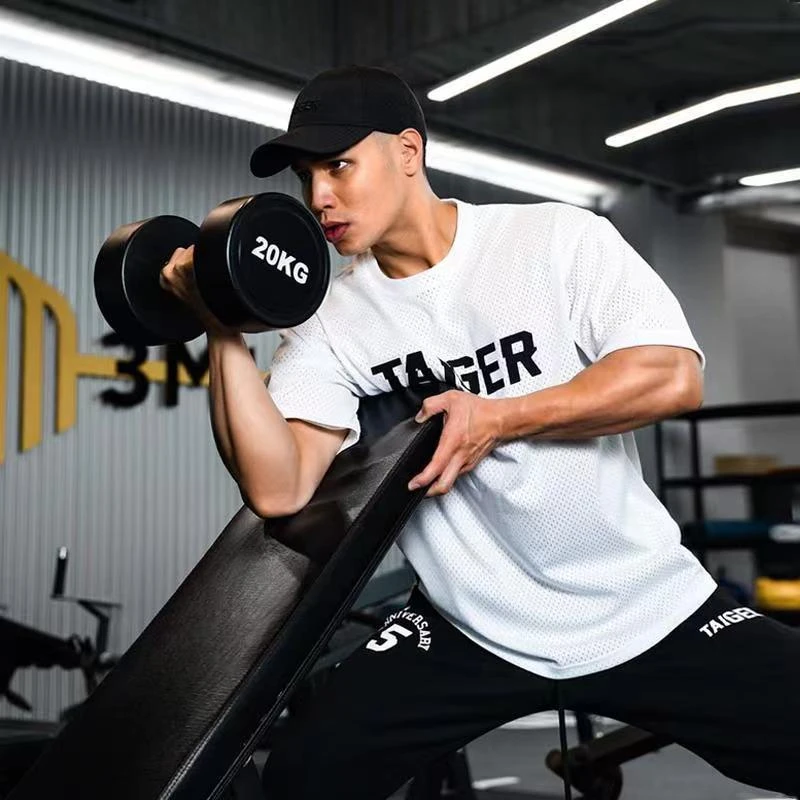 春夏季训练服透气T恤健身训练休闲球衣上衣速干跑步宽松圆领短袖