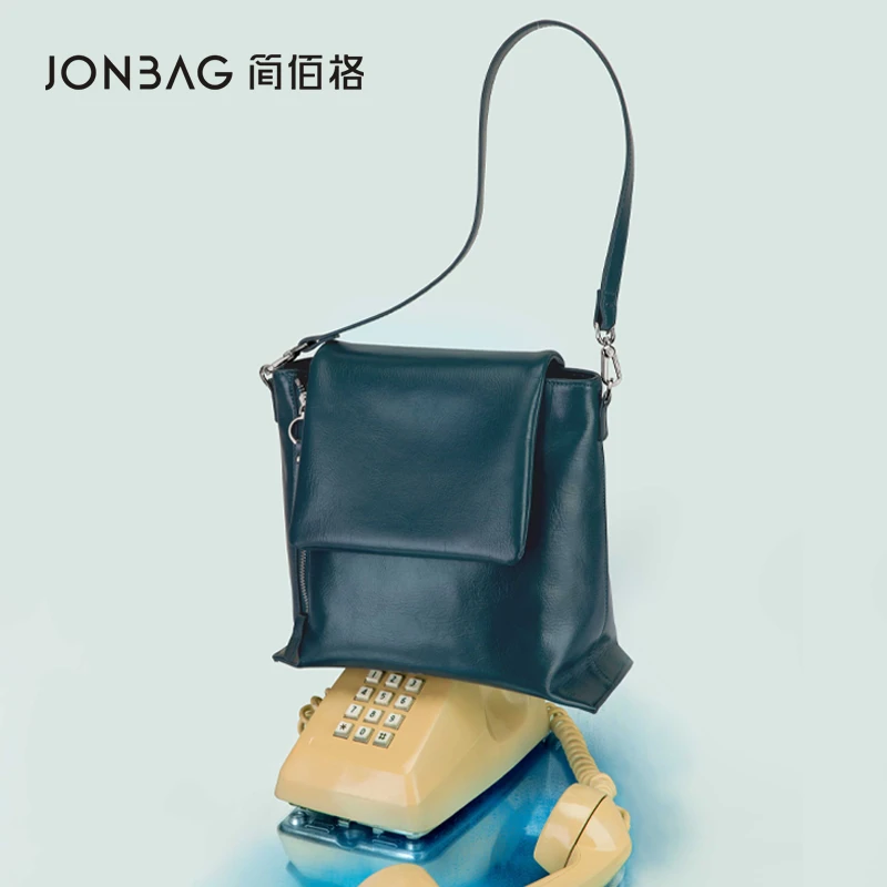 简佰格双肩包2023新款书包女小众高级质感大容量两用单肩通勤背包