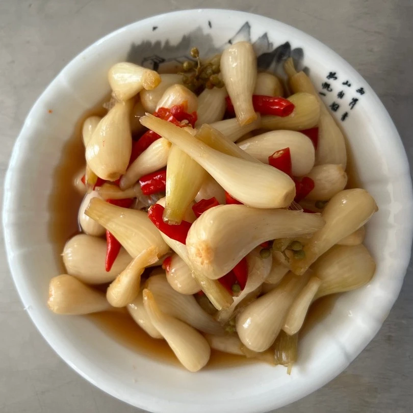 勤劳婆媳湖北宜昌农村特产发酵酱腌菜泡酸辣藠头一瓶500克散装