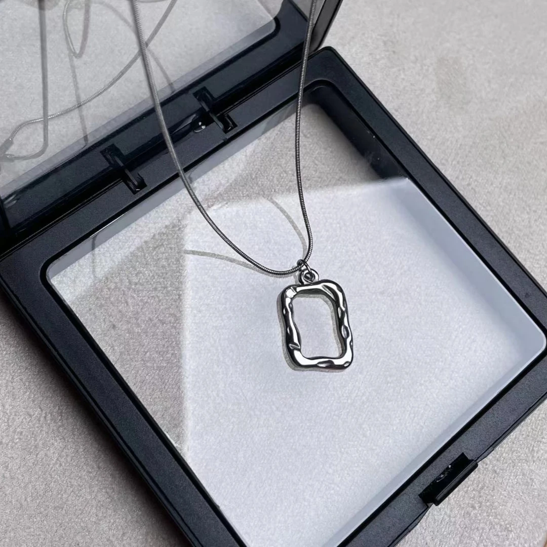 钛钢项链 钛钢甜酷风项链女夏高级设计感小众轻奢通勤欧货爆款新