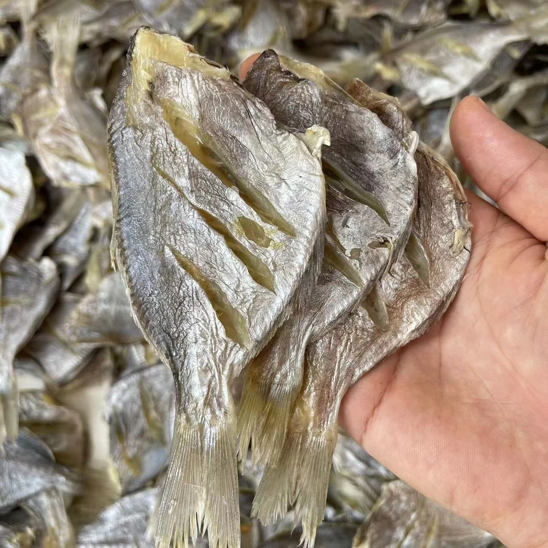 三亚整个晾晒苍鱼干鲳鱼干1斤咸鱼干泡水油煎清蒸肉质咸香下饭