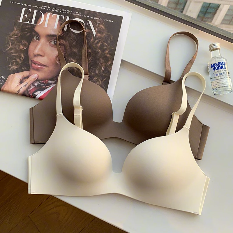 提未苏无痕一片式内衣女光面小胸聚拢薄款无钢圈美背收副乳文胸罩