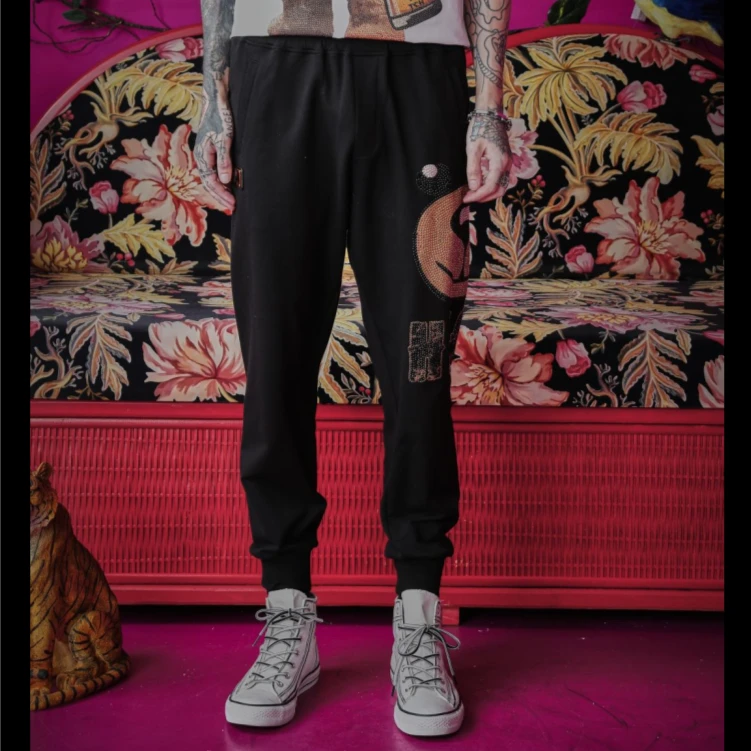 武汉-大头熊时尚小脚黑色运动卫裤T66B206002