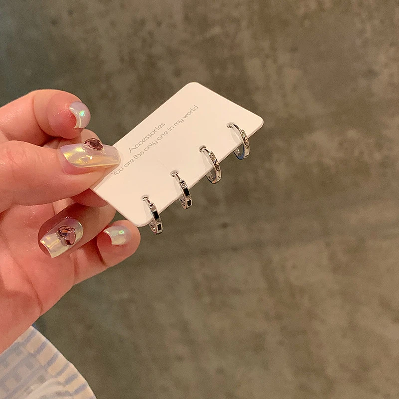 铜合金亚克力耳饰 AL1990 夏季睡觉不用摘四件套装耳环设计感高级