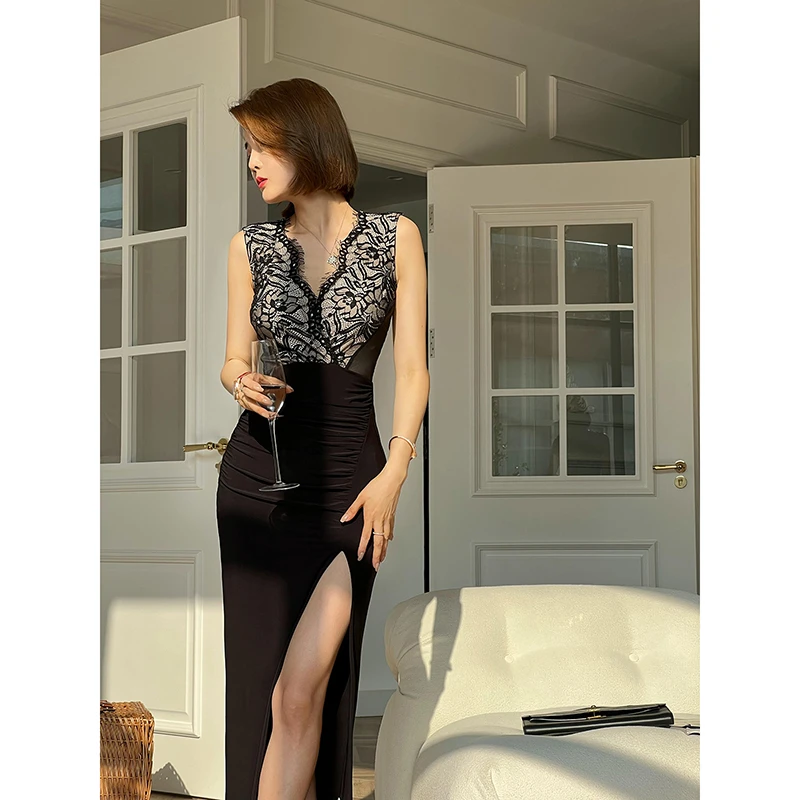 XULU原创轻奢拼接蕾丝小黑裙开衩性感女神高腰连衣裙开叉显瘦名媛