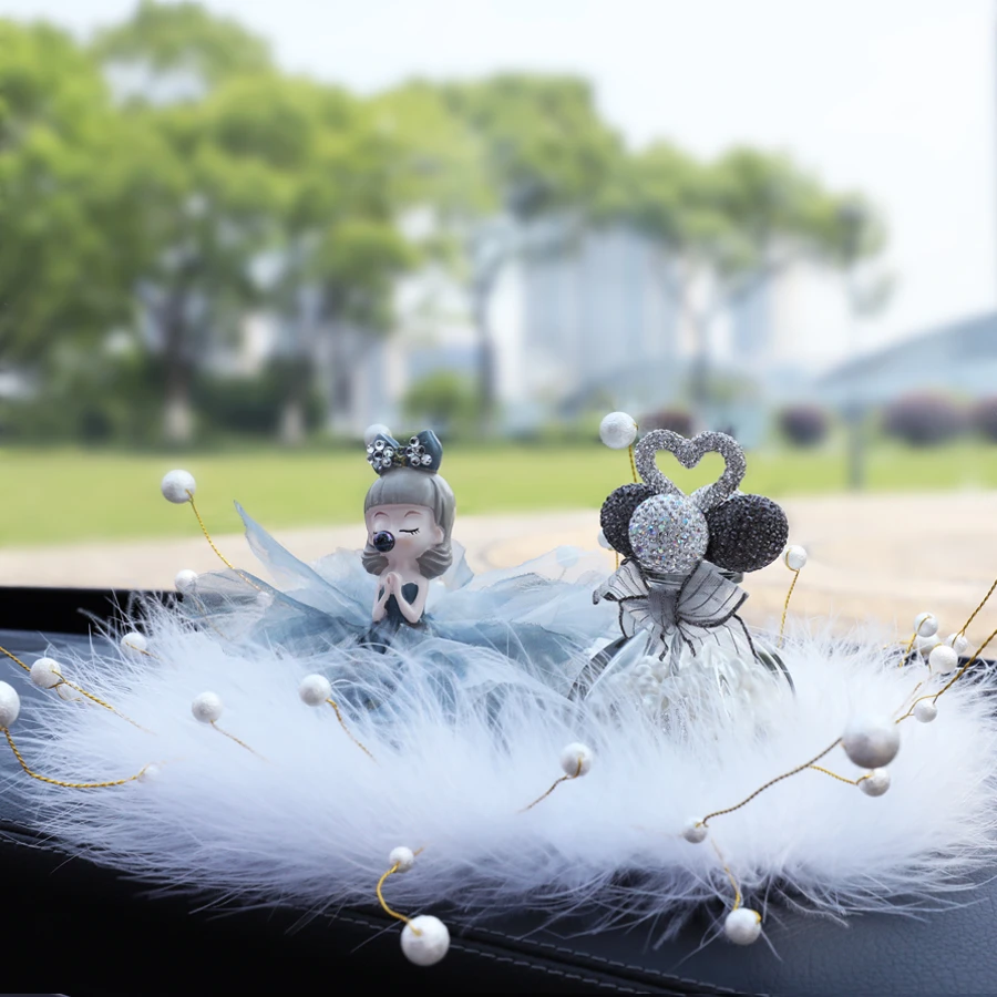 蓬蓬裙女孩汽车香薰香氛摆件车载创意美少女心网红女生车载装饰