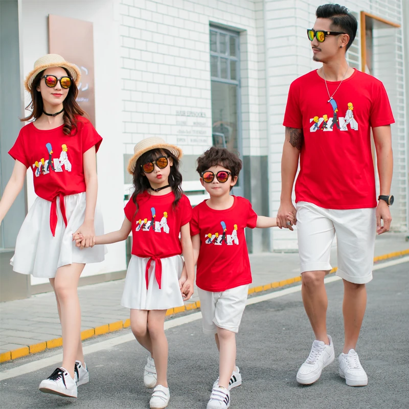 亲子装夏季2023新款短袖套装洋气母女短裙母子一家三口家庭装潮款