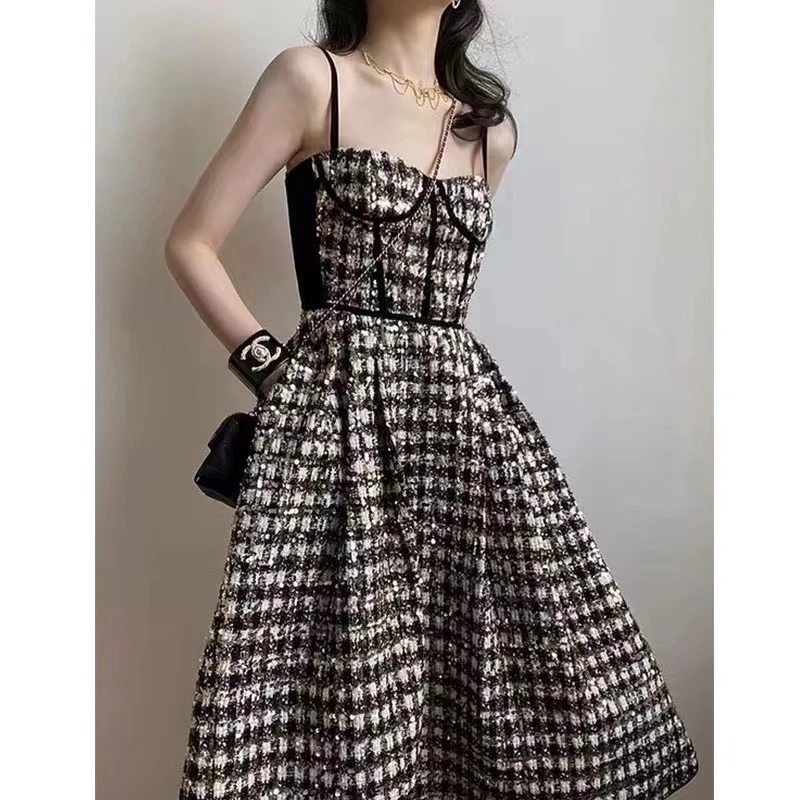 【月见银河】时尚高雅亮丝吊带连衣裙女2021新款no换no退